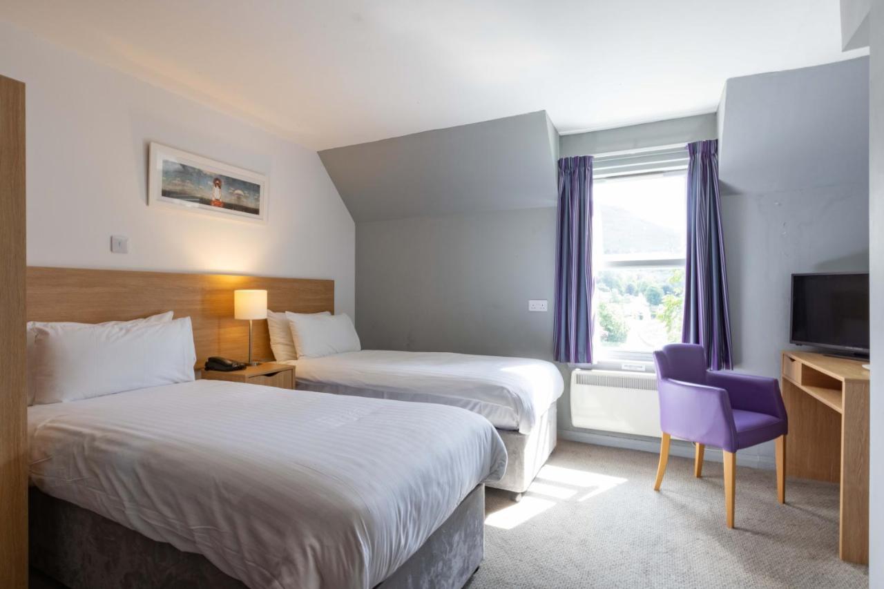 The Caledonian Claymore Hotel أروكار المظهر الخارجي الصورة